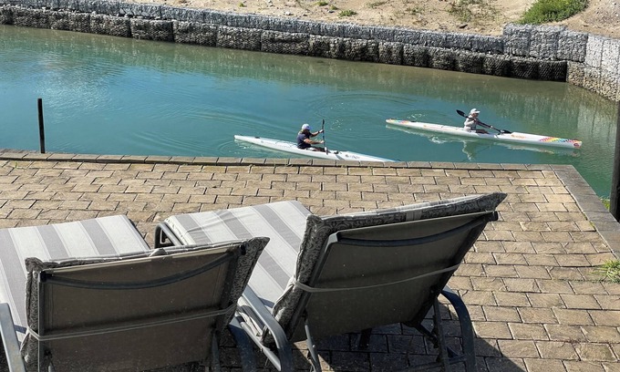 Saint Francis Bay House | House on the water in sought after area