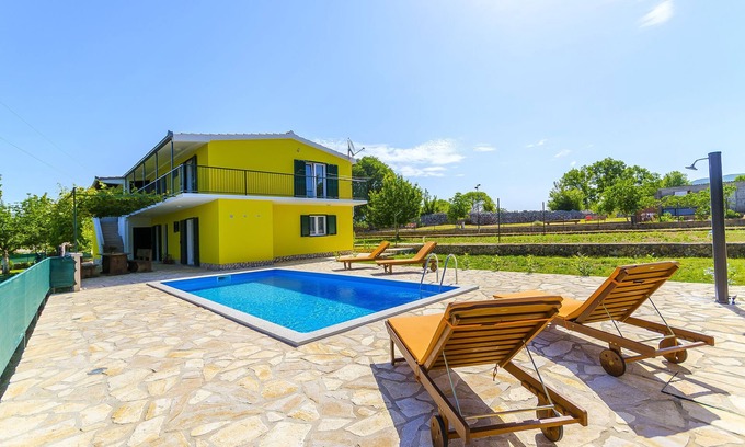Primorski Dolac House | House Simani (17641-K1) - Primorski Dolac