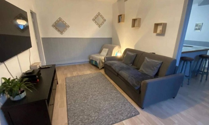 Soligny-la-Trappe Apartment | House village center Soligny la Trappe near Mortagne au perche - Sanateflo -