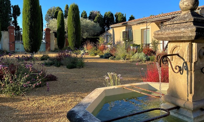 Seguret House | House village view Séguret, terraces, swimming pool, near Dentelles de Montmirail
