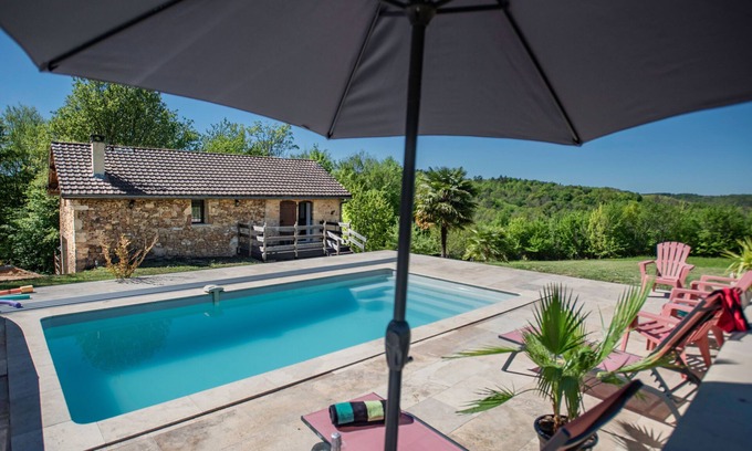 Saint-Cernin-de-lHerm House | House with private pool in the countryside