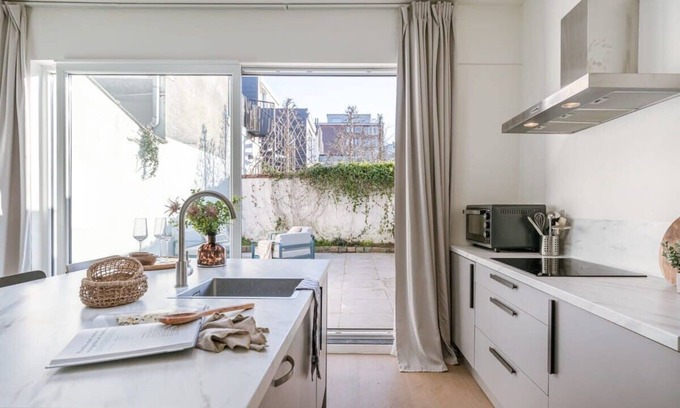 Deurne House | House with large and sunny terrace