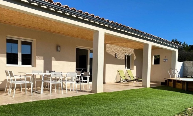 Saint-Theodorit House | House with pool and private garden in Saint-Théodorit - House 4 Rooms 8 people