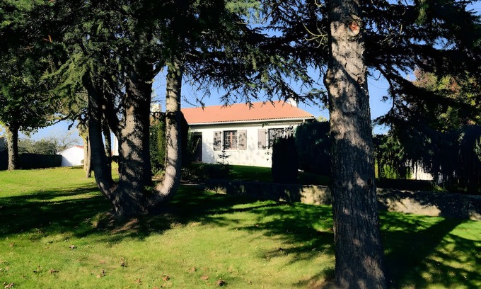 Saint-Mesmin House | HOUSE * WITH PRIVATE SPA/SAUNA, 20 MINUTES FROM PUY DU FOU