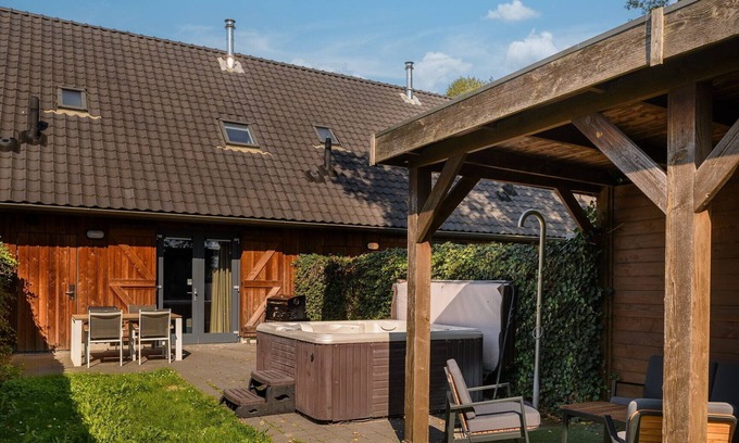 Maastricht House | House with private wellness - 1 bedroom