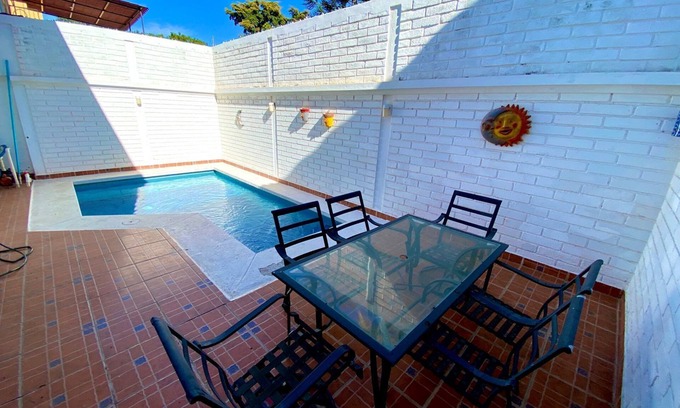 Lomas de Mazatlan House | House with private pool 5 minutes from the beach and boardwalk.