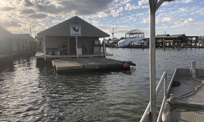 Venice Boat Rental | Houseboat @ Venice Marina (Roosters Den)
