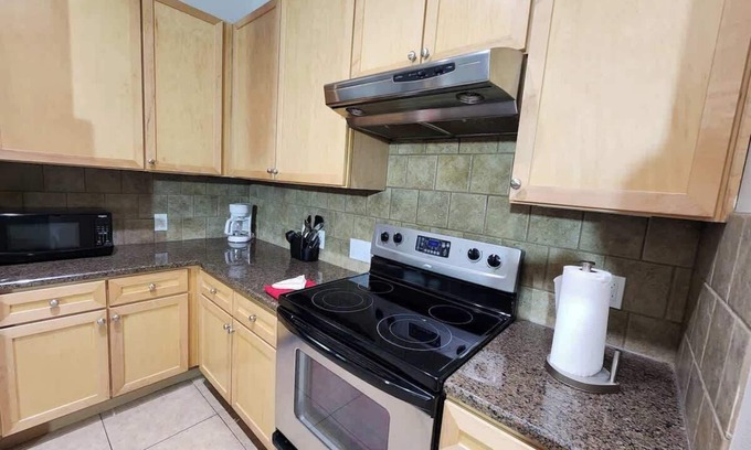 Houston Apartment | *Houston Rodeo* Exquisite Galleria Condo