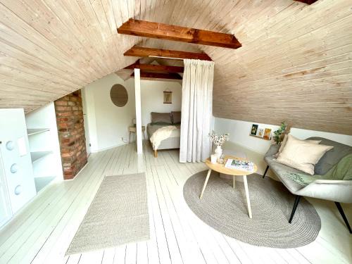 Horby House | Hovslagaregården