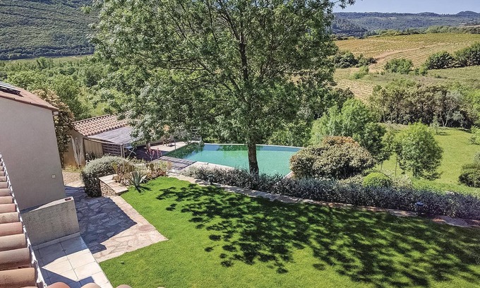 Prades-sur-Vernazobre House | How can you resist this fabulous vacation home with private pool in Hérault.