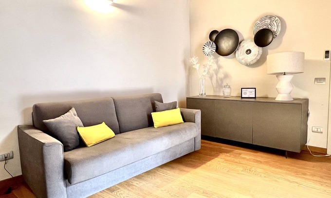 Asti House | HowCasa Cosy and lovely apartament Cavour