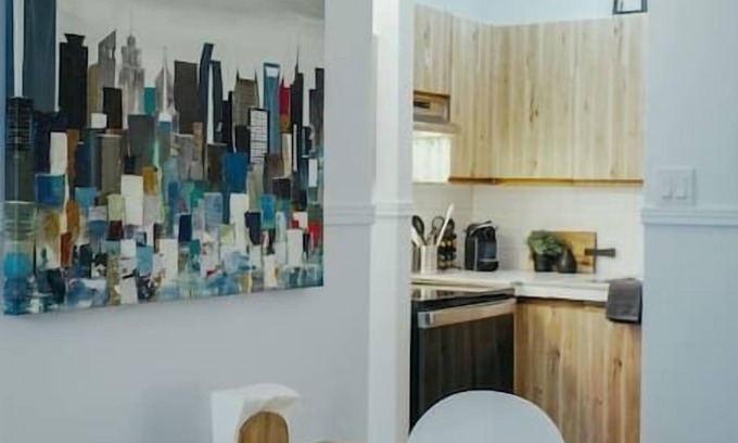 Hochelaga Apartment | HRésidences: Modern Montreal Apt on Ontario Street