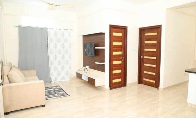 Sector 2 Apartment | HSR Parkview