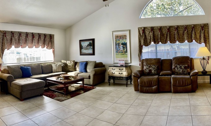 Santa Maria House | Huge 4 Bedroom Centrally Located in Wine Country-Pismo-Santa Barbara-Solvang