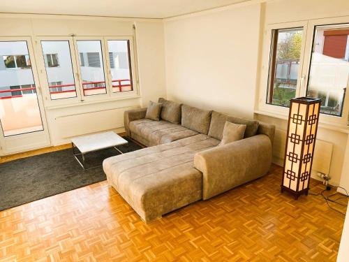 Altstetten Apartment | Huge City Center Apartment with Balcony in Zurich, Kars - Self Checkin