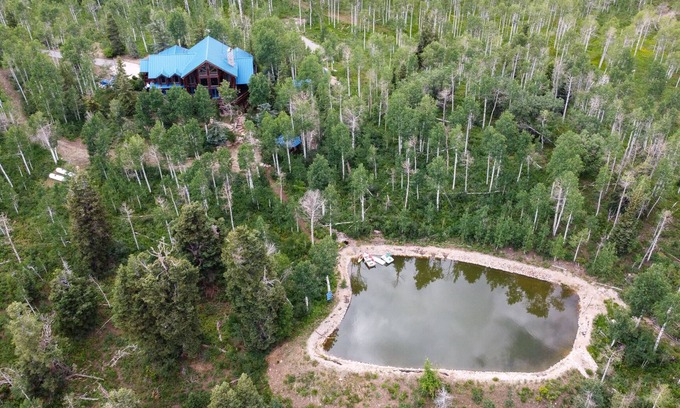 Park City Cabin | Huge Family Cabin near Park City; private pond; bunkhouse; and much more