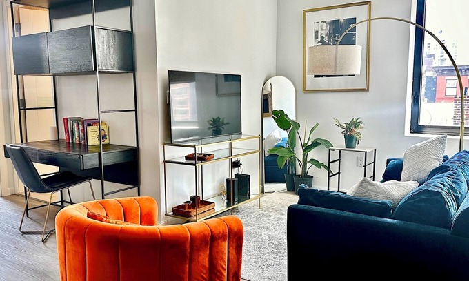 Nolita Apartment | Huge Modern 2 bedroom in Little Italy