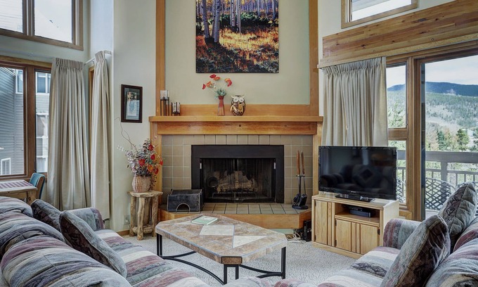 Keystone Condo | Huge Two Story Condo Overlooking The Snake River/Pool and Hot Tub Access
