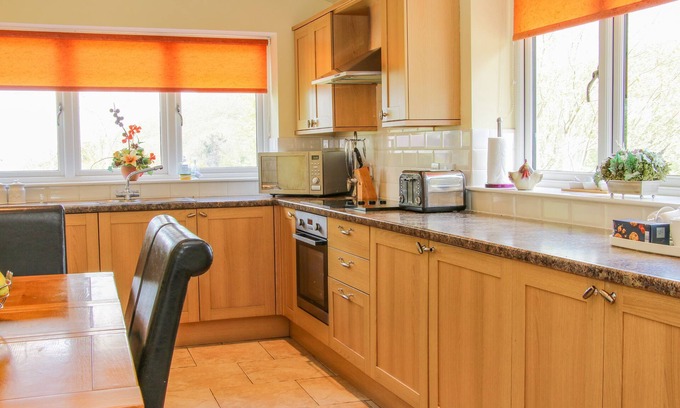 Pontesbury Cottage | HUGLITH FARM, family friendly, luxury holiday cottage in Habberley