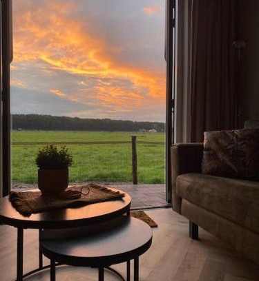 Wekerom Apartment | Huisje zand zicht