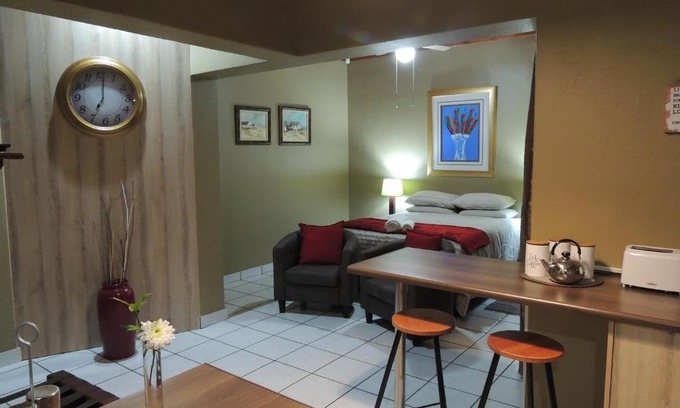 Lichtenburg House | Hullabaloo selfcatering sleepover