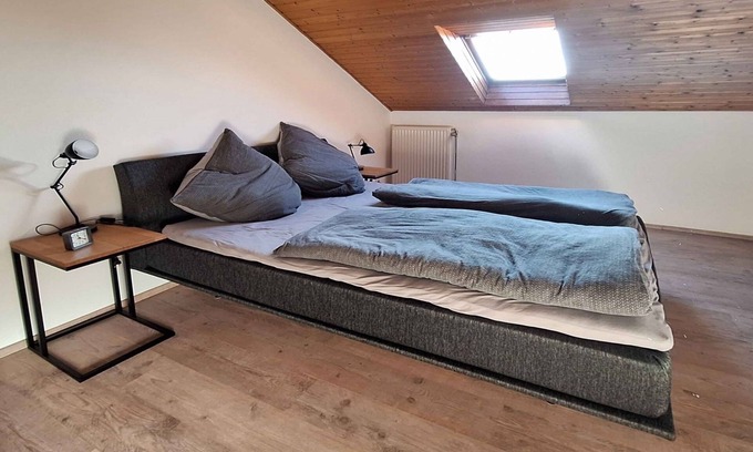 Schernfeld Apartment | Hundefreundliche Ferienwohnung 120qm für bis zu 4 Personen