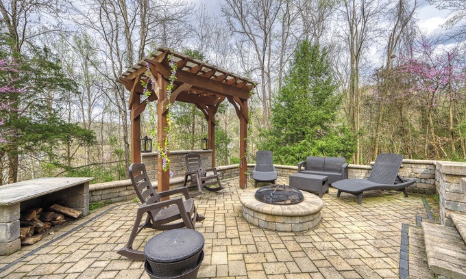Silver Point Cabin | Hurricane Hideaway at Center Hill Lake