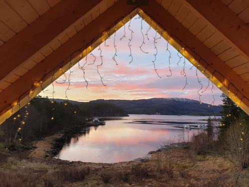 Naeroy House | Hus ved sjøen 4 soverom 10 gjester