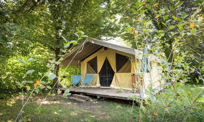 Beaulieu-sur-Dordogne RV Rental | Huttopia Beaulieu sur Dordogne