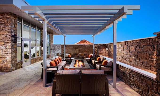 Carlsbad Hotel | Hyatt House Carlsbad