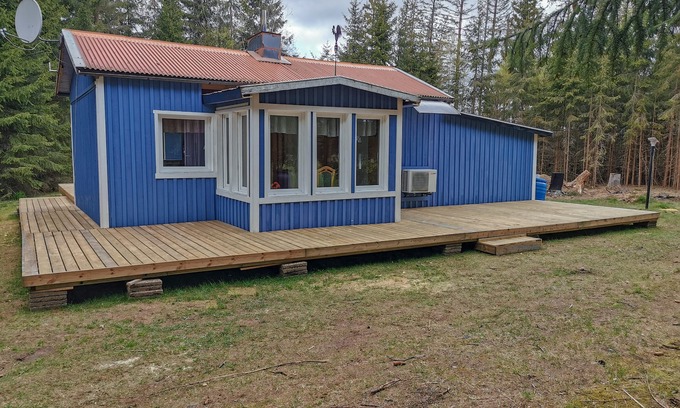 Kalv House | Hyltenäs on the river Lilan with direct boat connection to the large Kalvsee Kalvsee