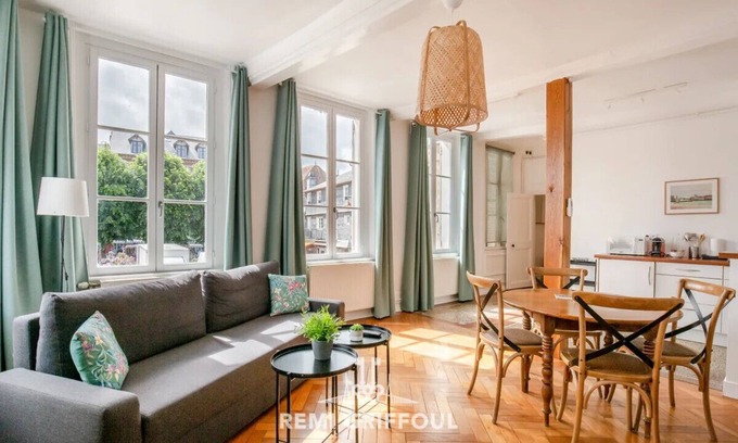Enclos Apartment | Hypolite 1 | Cosy Apartment | 80 meters from the Port of Honfleur | 2 guest