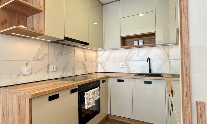 Kragujevac Apartment | I&I 3 Bedrooms Apartment