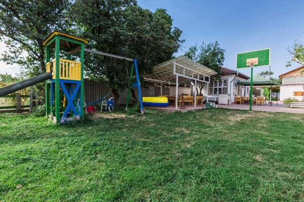 Azerbaijan House | İvanovka İnn & Cafe Family-Friendly Halal