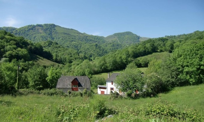 Lacarry-Arhan-Charritte-de-Haut House | Iagonia - Lacarry - Gîte