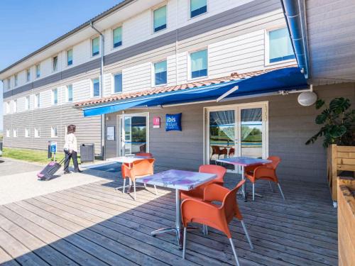 Chateau-Gaillard Hotel | ibis budget Amberieu en Bugey/Chateau Gaillard A42