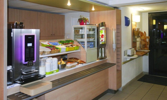 La Creche Hotel | Ibis Budget Niort Est La Crèche