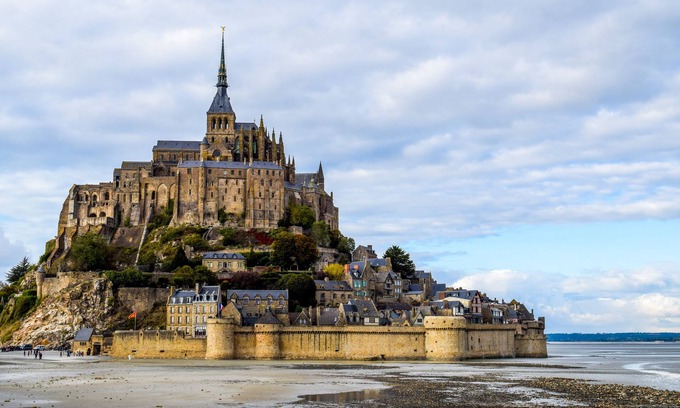 Saint-Georges-de-Grehaigne Hotel | ibis Pontorson Baie du Mont-Saint-Michel