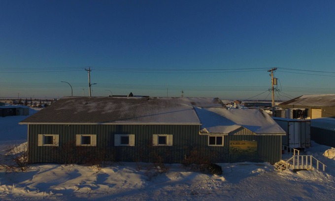 Churchill Hotel | Iceberg Inn