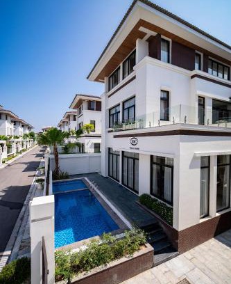 Ha Long Villa | IDC White House Ha Long FLC Golf & Resort