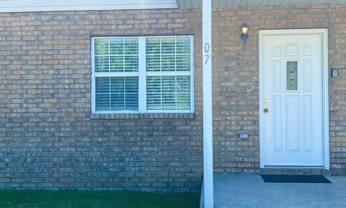 St. Robert House | Ideal for family stay near the main gate of Fort Leonard Wood