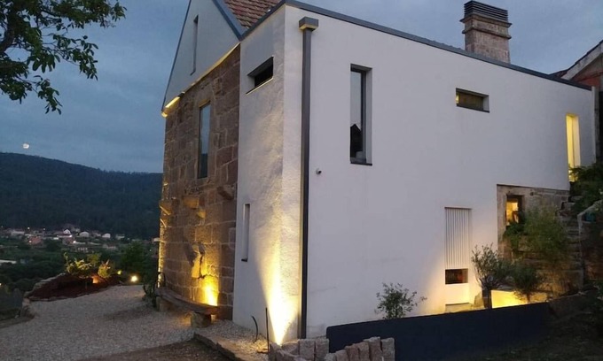 Mos Cottage | Ideal for groups, with private pool and large barbecue.