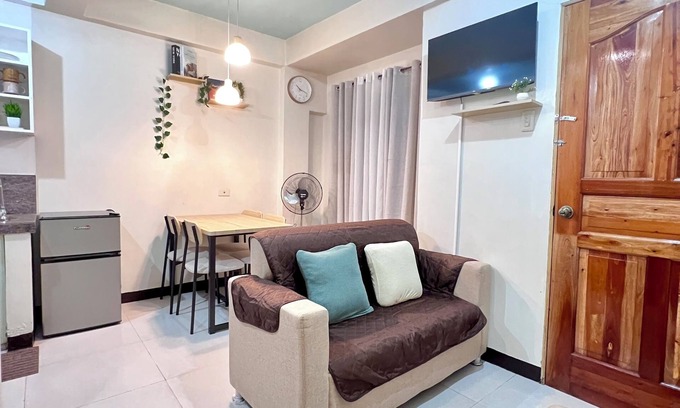 Naga Apartment | Ideal for Long Stay 2 Bedrooms, 2-Storey Unit w/Complete Amenities & Accesible