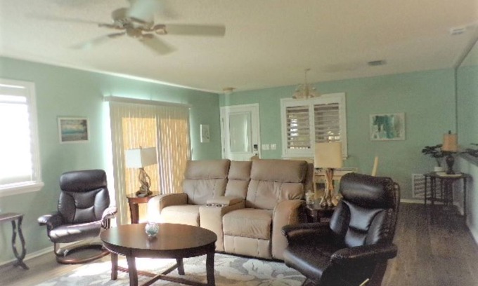 Duval Villa | Ideal Location in Duval, Free IDs with monthly booking, and pet friendly.