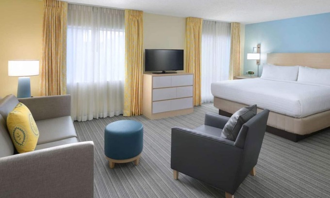 Newark Hotel | Ideal Mix of Comfort and Value! Free Breakfast, Near White Clay Creek State Park