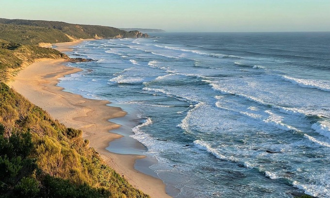 Johanna Cottage | Idealic coastal country cottage with unparalleled views. Pet- Friendly!