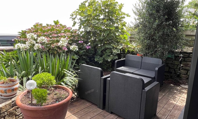 Finistere Apartment | Ideally located, this apartment has an incredible scenic seaview on the ocean
