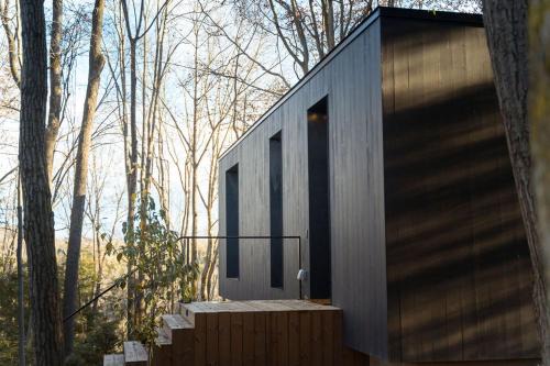 South Bloomingville House | Idyll Reserve - Hocking Hills