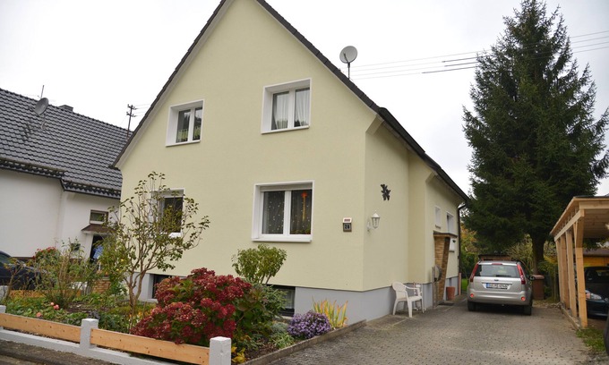 Ubersetzig Apartment | Idyllic bright apartment close to the victory trail