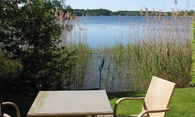 Timmdorf House | Idyllic holiday home in Timmdorf on a lake plot with its own lake access